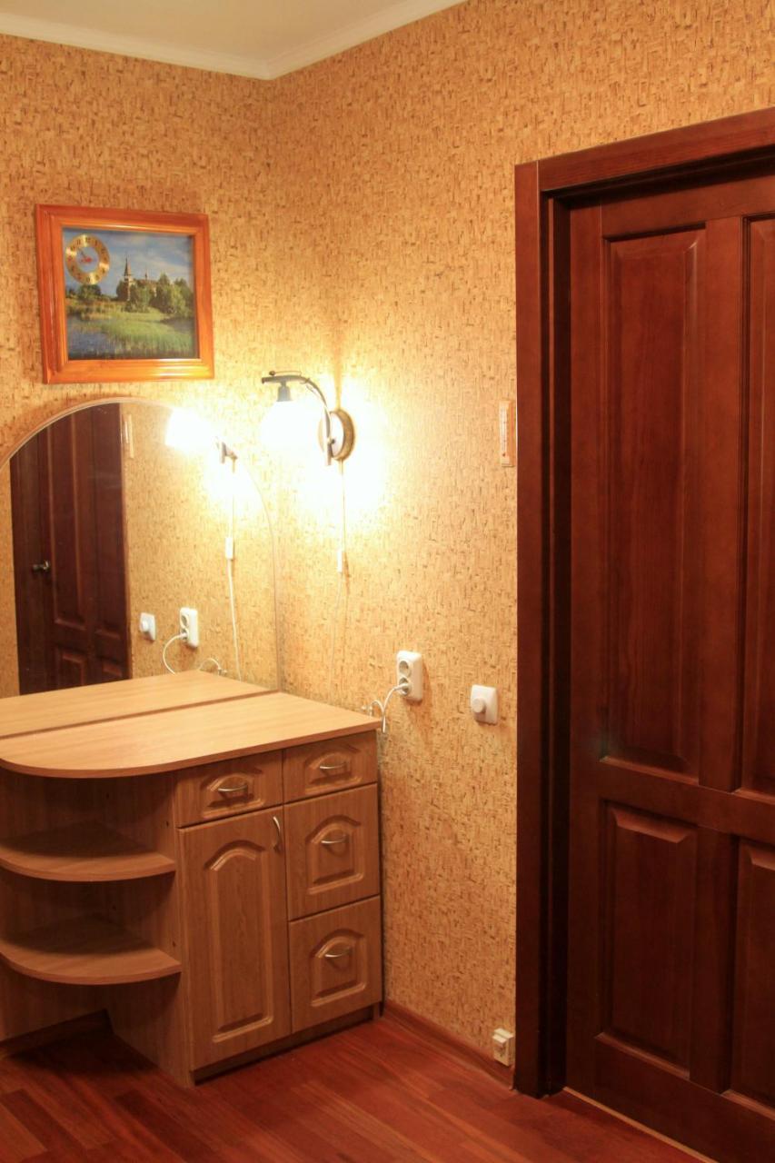 Apartment Near Metro Akademgorodok Κίεβο Εξωτερικό φωτογραφία