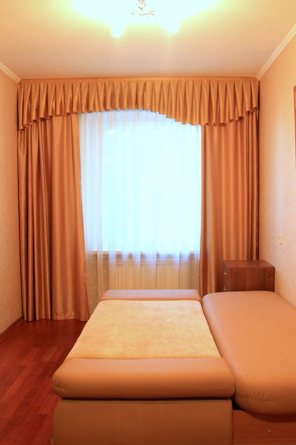 Apartment Near Metro Akademgorodok Κίεβο Εξωτερικό φωτογραφία