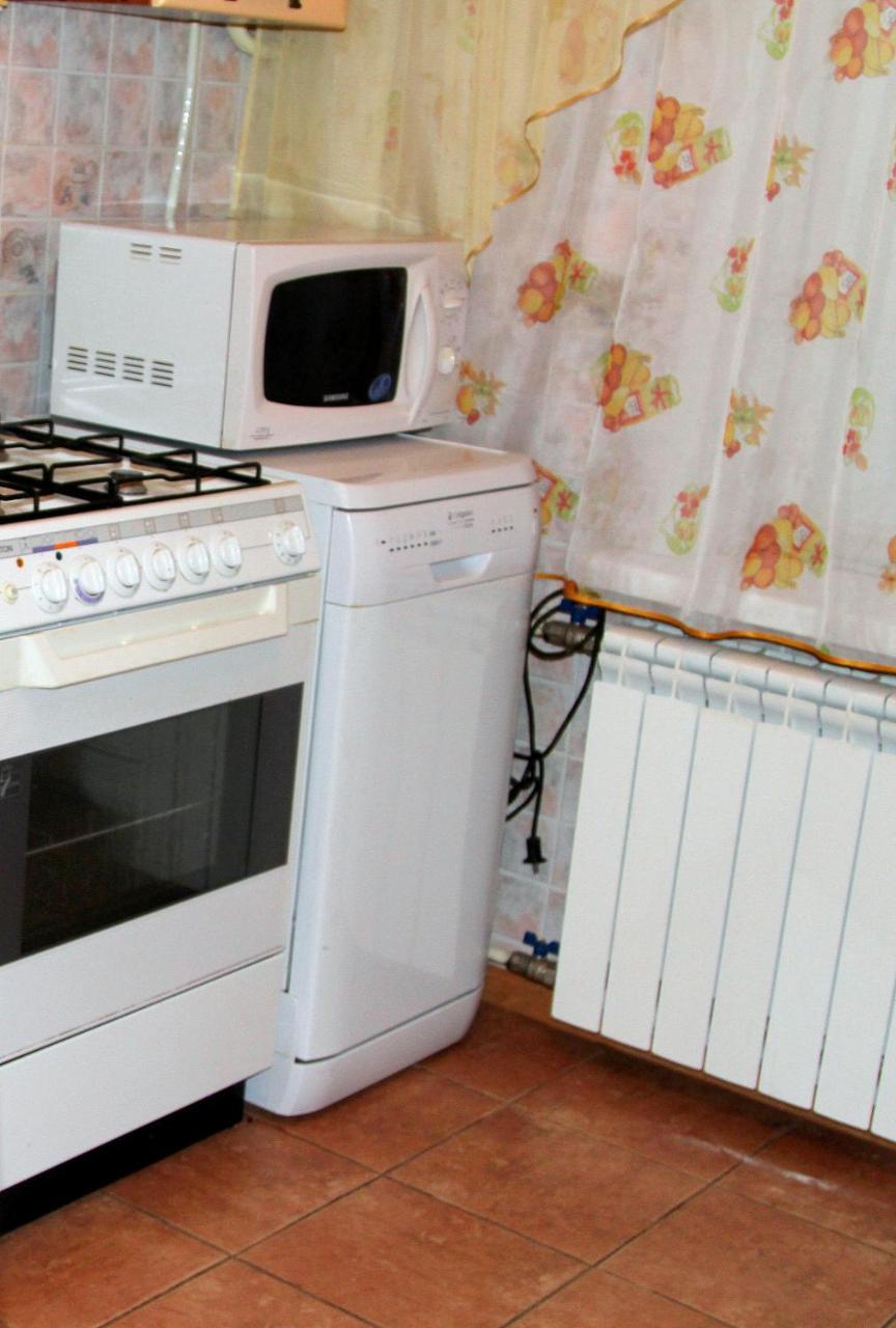 Apartment Near Metro Akademgorodok Κίεβο Εξωτερικό φωτογραφία
